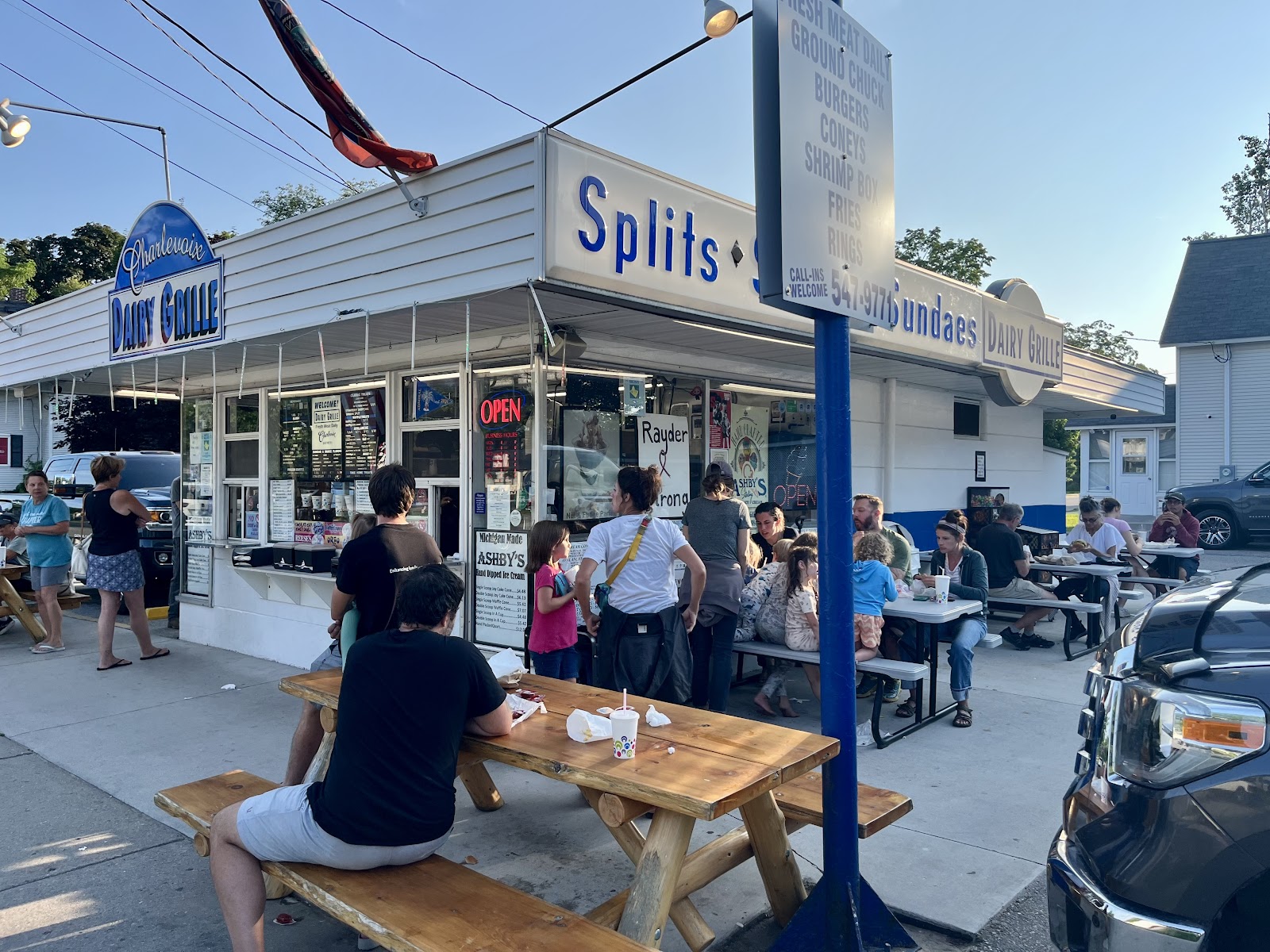 Charlevoix Dairy Grille, LLC in Charlevoix