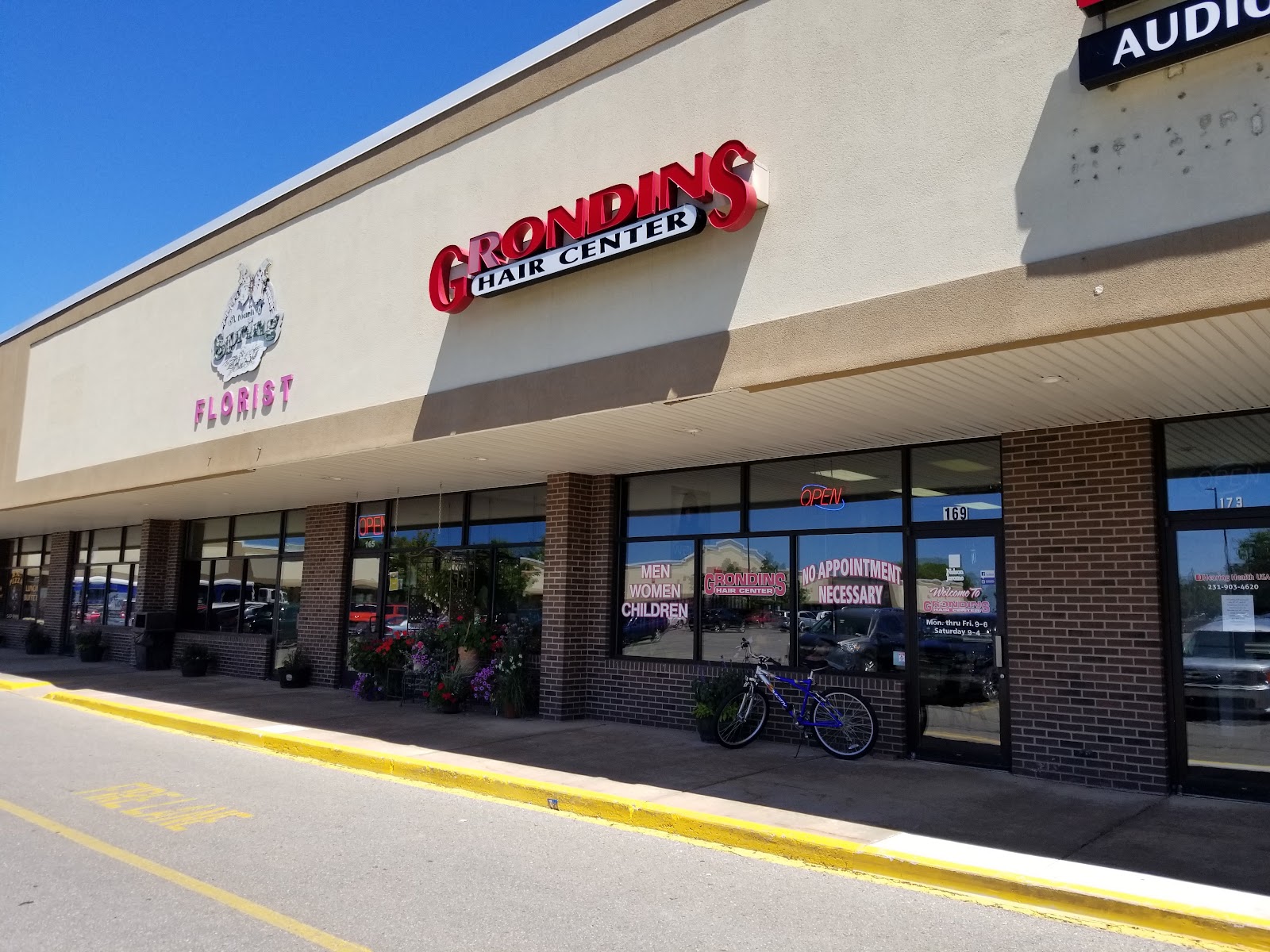 Grondin's Hair Center in Charlevoix