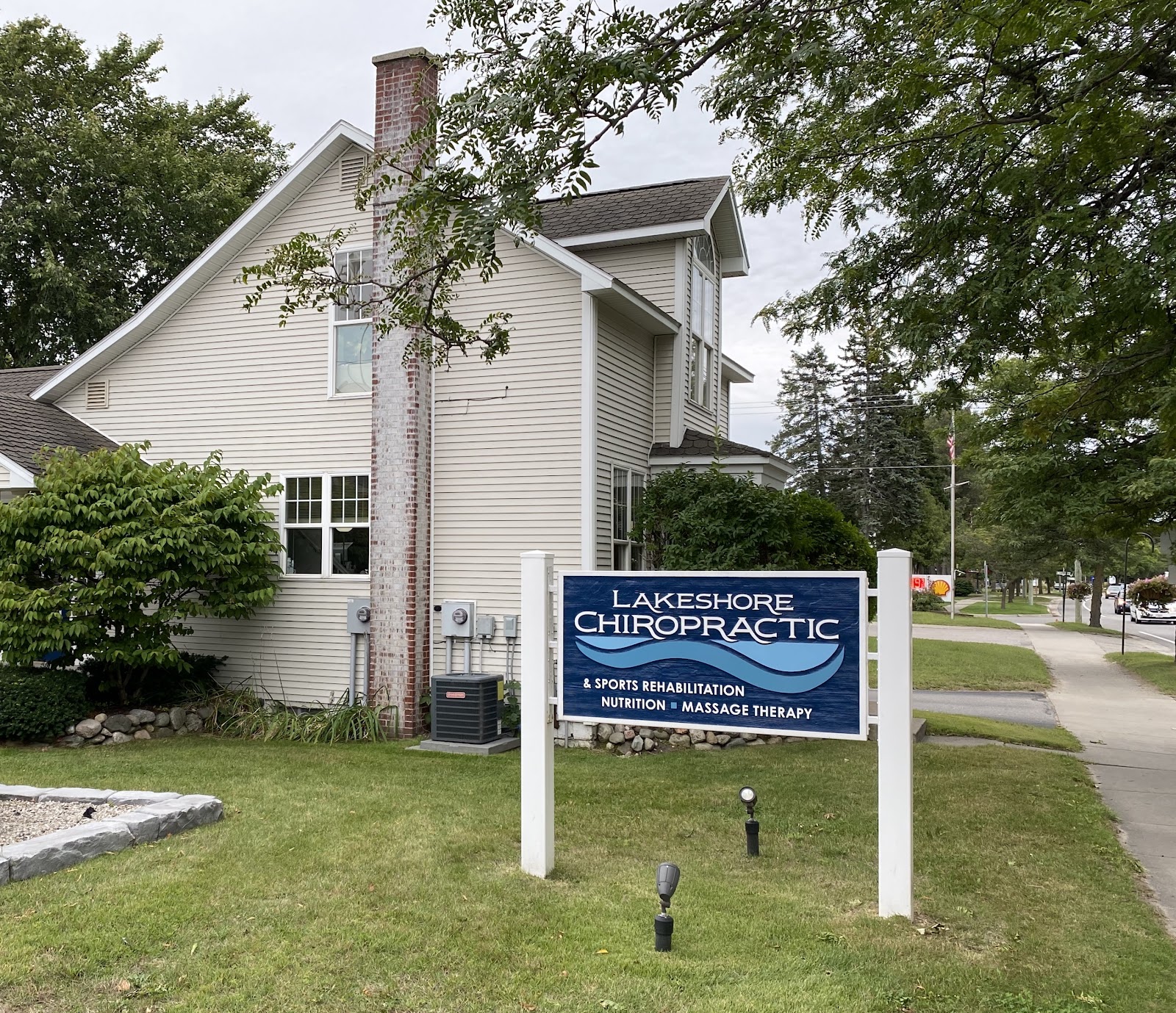 Lakeshore Chiropractic and Sports Rehabilitation: Wilkin Aaron D DC — photo