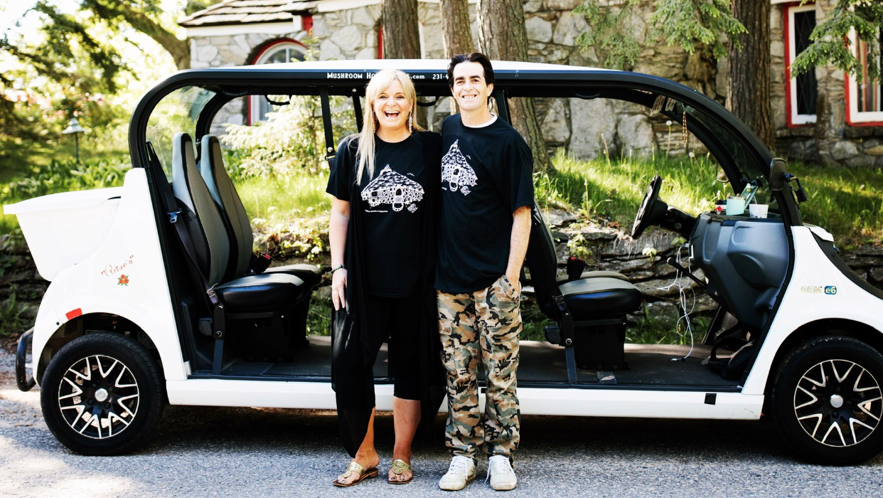 Mushroom House Tours in Charlevoix