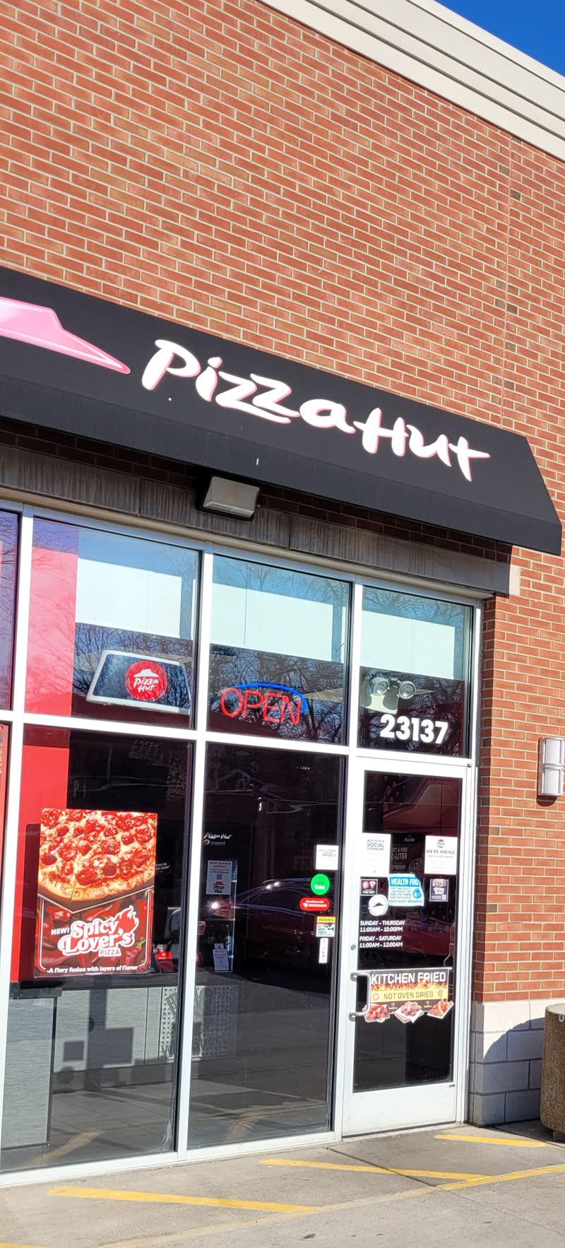 Pizza Hut in Charlevoix