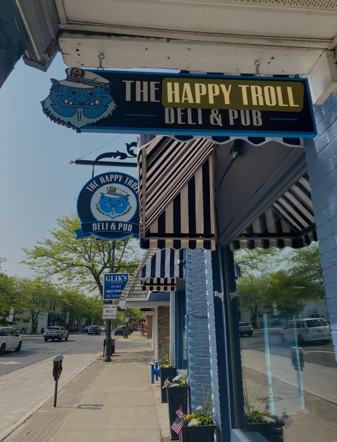 The Happy Troll Deli & Pub in Charlevoix