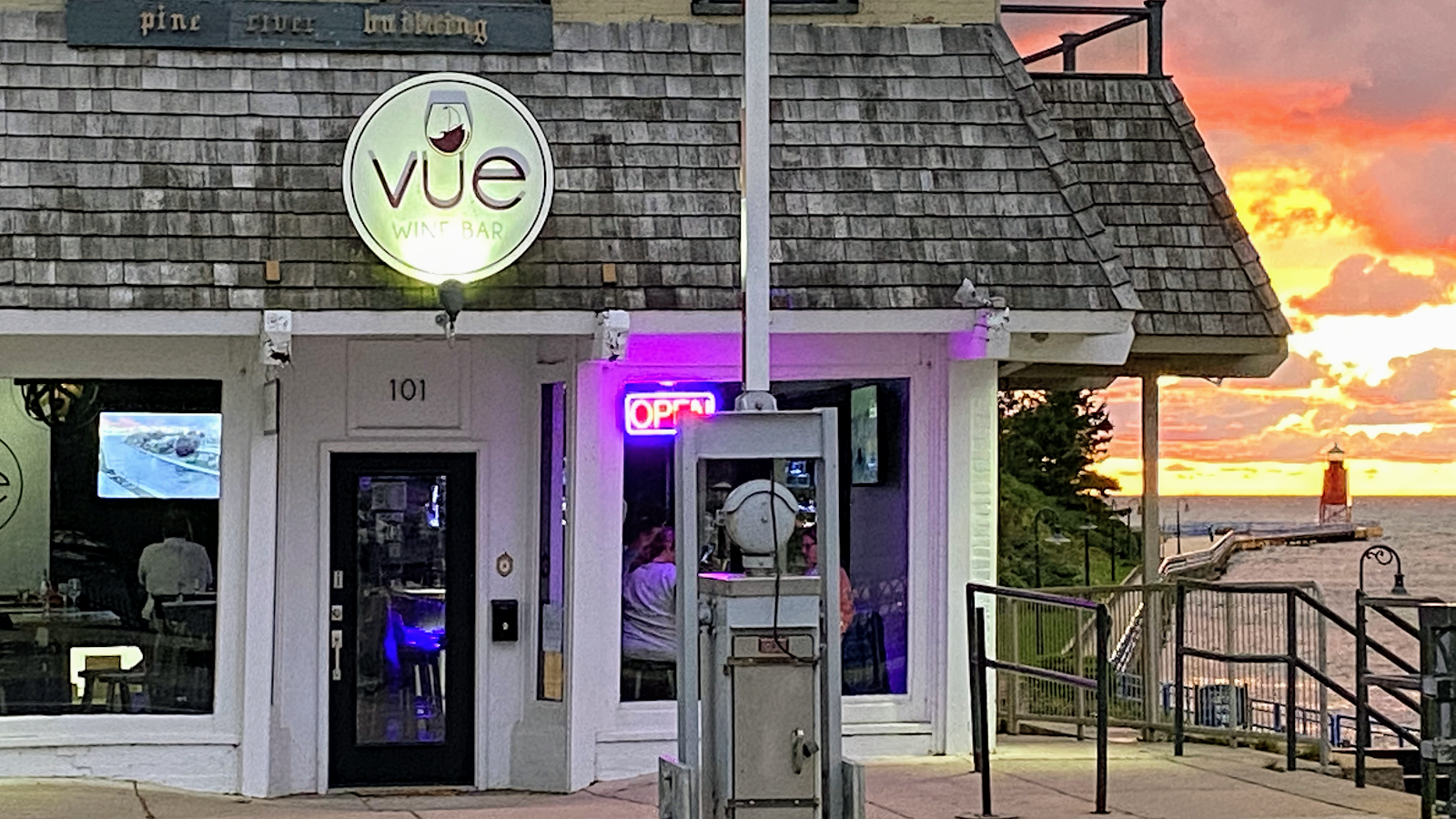 Vue Wine Bar in Charlevoix